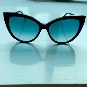 Brand new, never worn YSL sunglasses